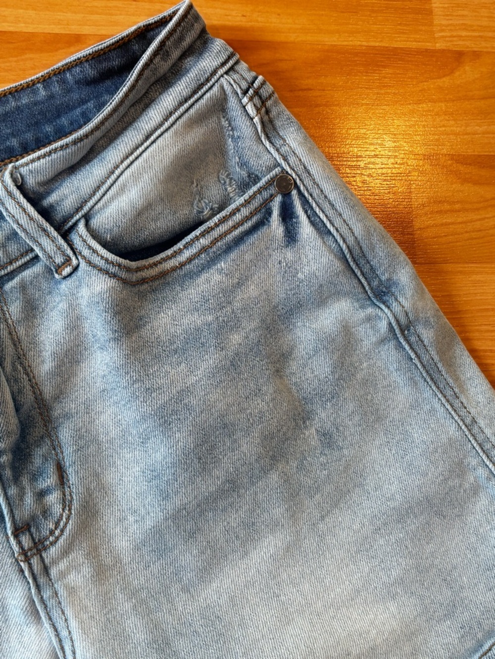 Judy Blue Faded Light Blue Denim Jean  Shorts - Picture 4 of 11